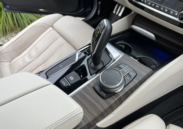 BMW Seria 5 cena 159900 przebieg: 161000, rok produkcji 2018 z Brzeg małe 154